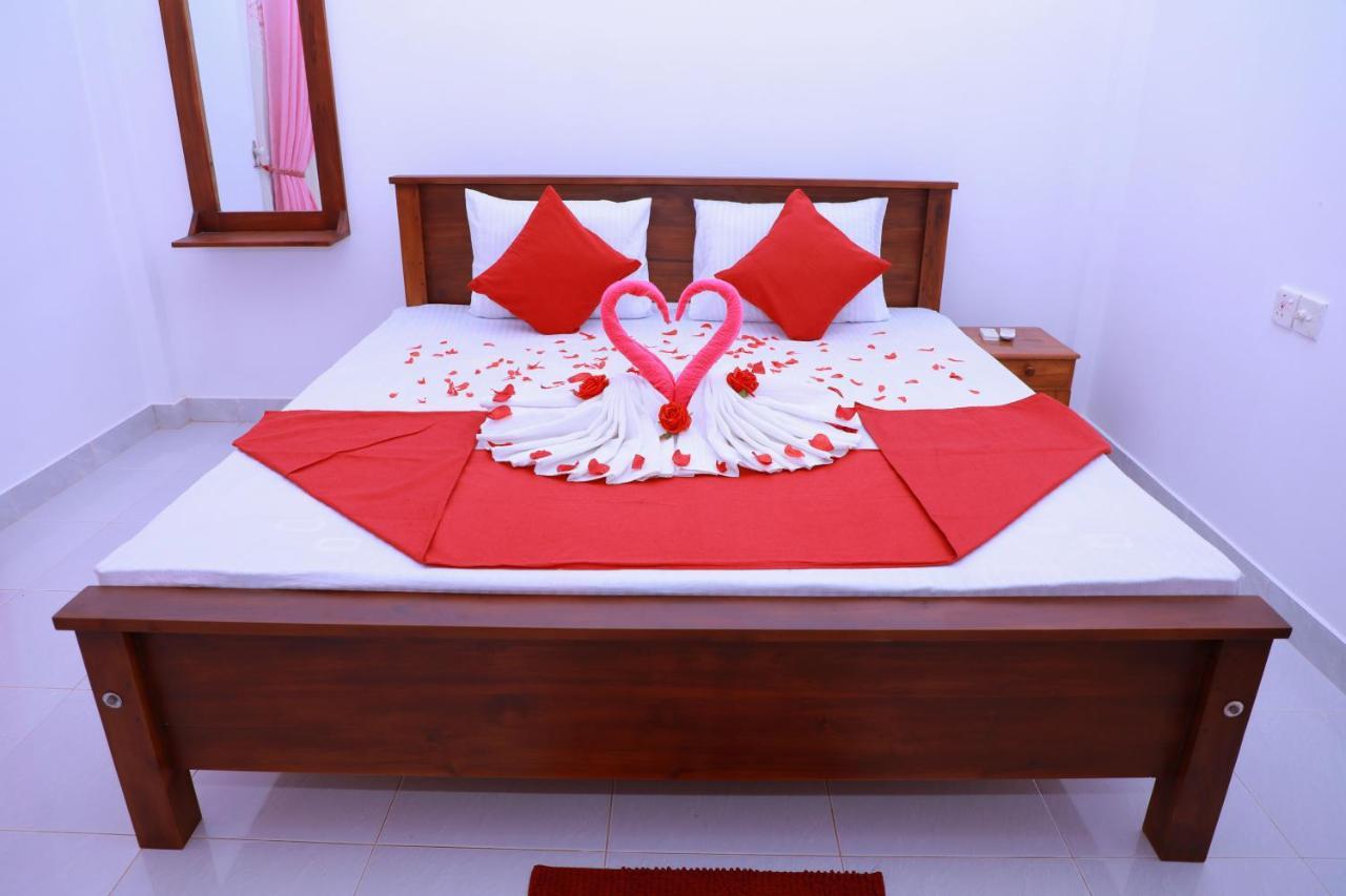 Ehala Family Rest Hotel Anuradhapura Ngoại thất bức ảnh