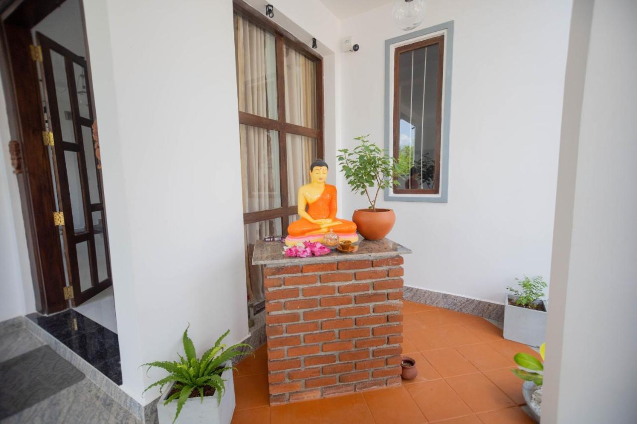 Ehala Family Rest Hotel Anuradhapura Ngoại thất bức ảnh