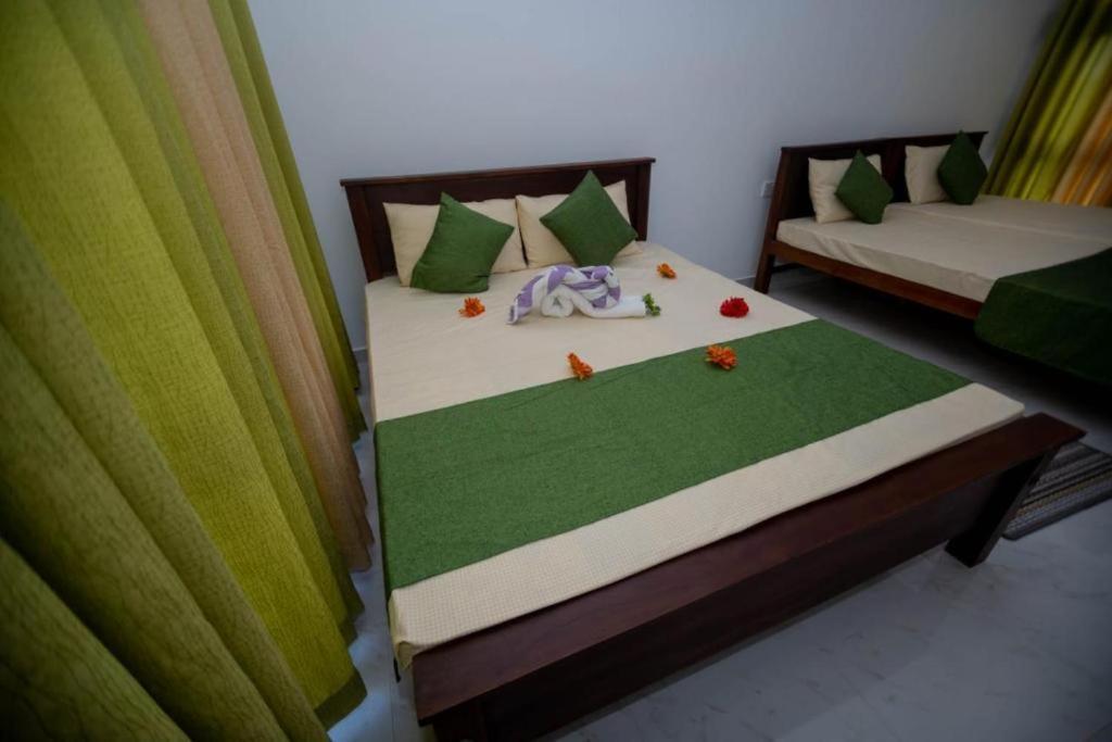 Ehala Family Rest Hotel Anuradhapura Ngoại thất bức ảnh
