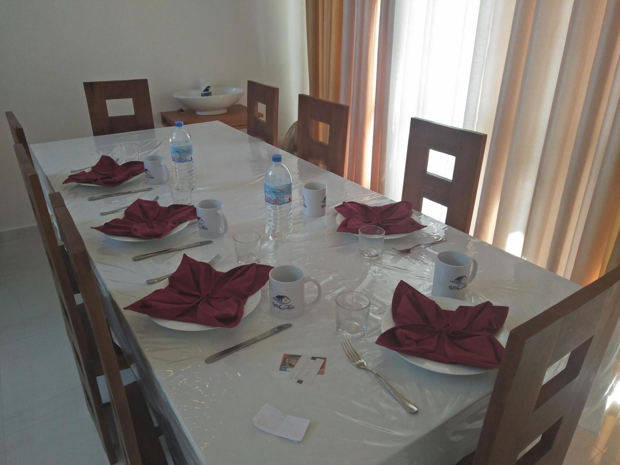 Ehala Family Rest Hotel Anuradhapura Ngoại thất bức ảnh