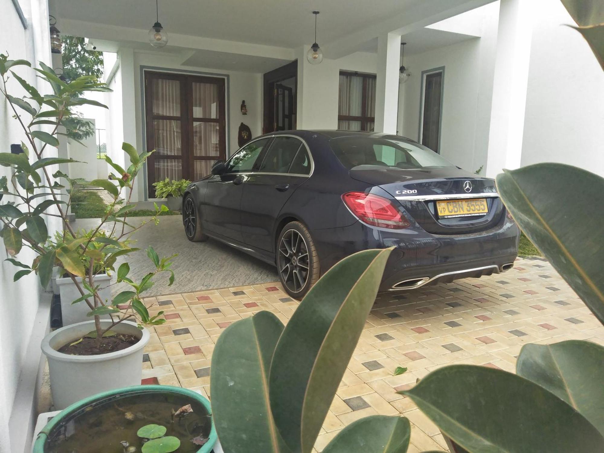 Ehala Family Rest Hotel Anuradhapura Ngoại thất bức ảnh